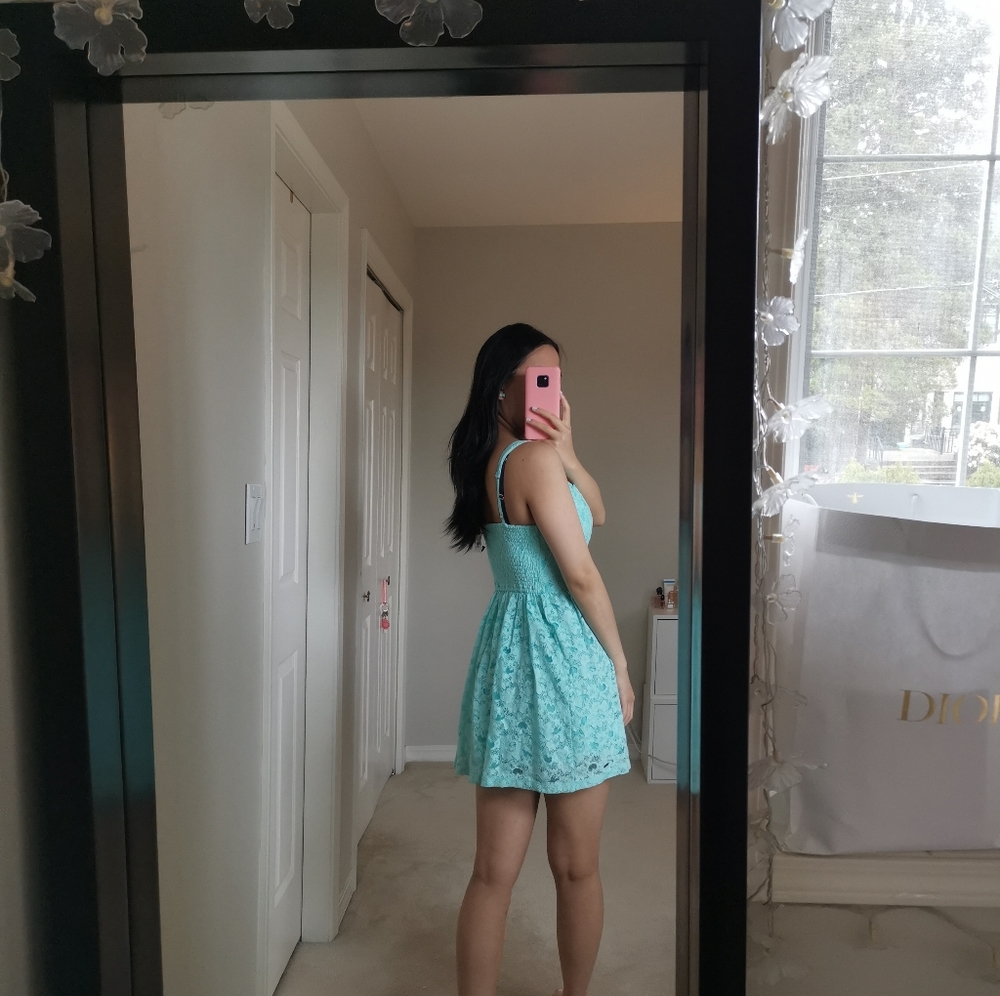 Hollister Tiffany blue lace dress - Picture 4 of 11